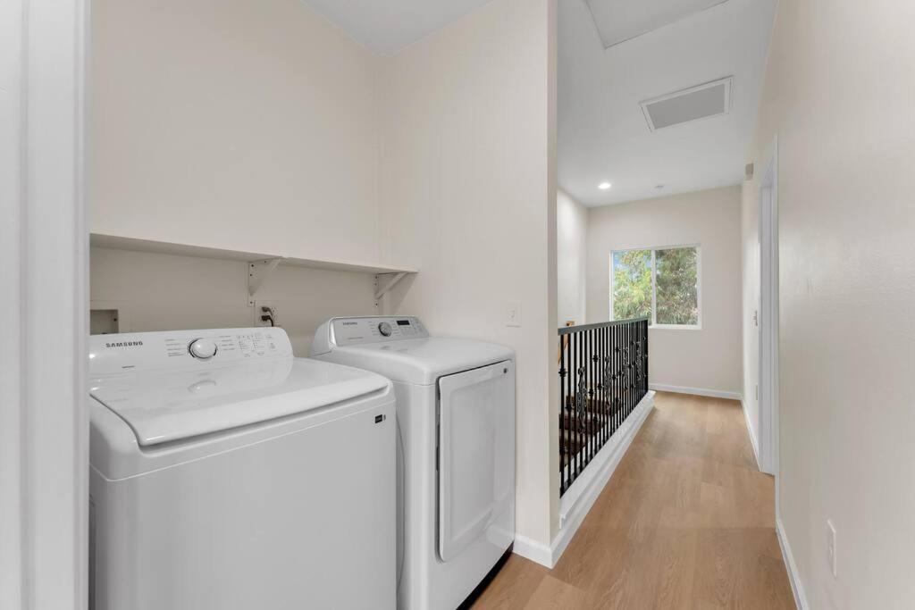 Urban Retreat Fun Relax Self Check-In Hot Tub Foosball Fire Pit Cornhole Σαν Ντιέγκο Εξωτερικό φωτογραφία