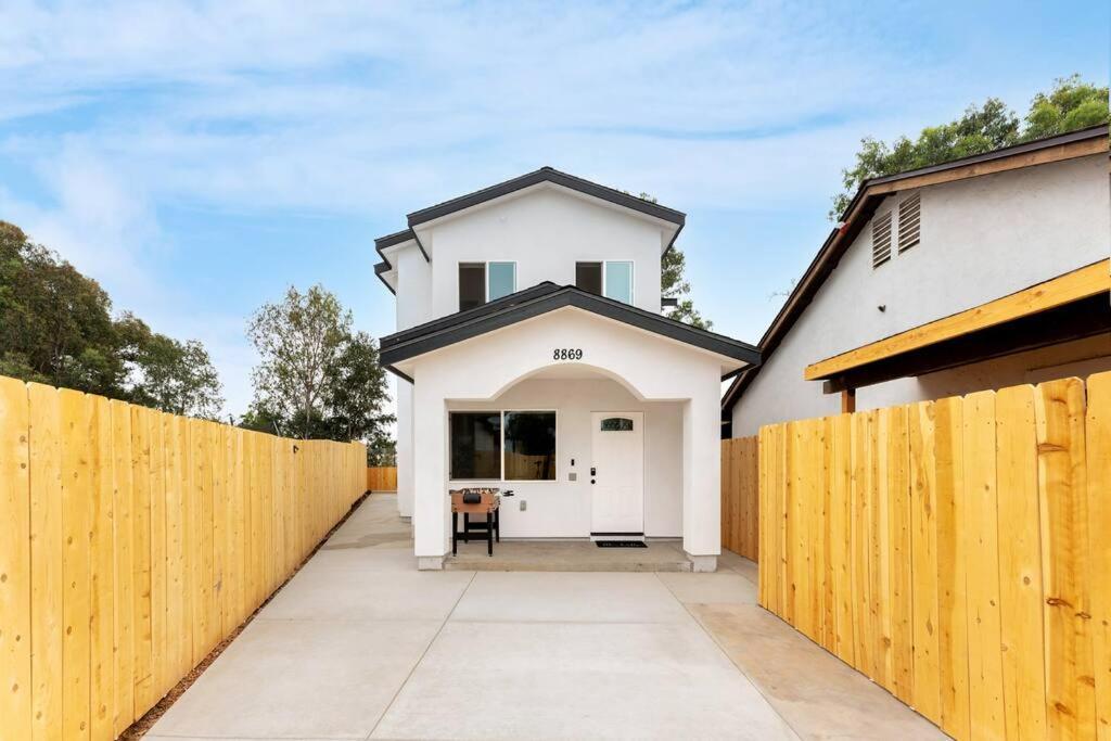 Urban Retreat Fun Relax Self Check-In Hot Tub Foosball Fire Pit Cornhole Σαν Ντιέγκο Εξωτερικό φωτογραφία