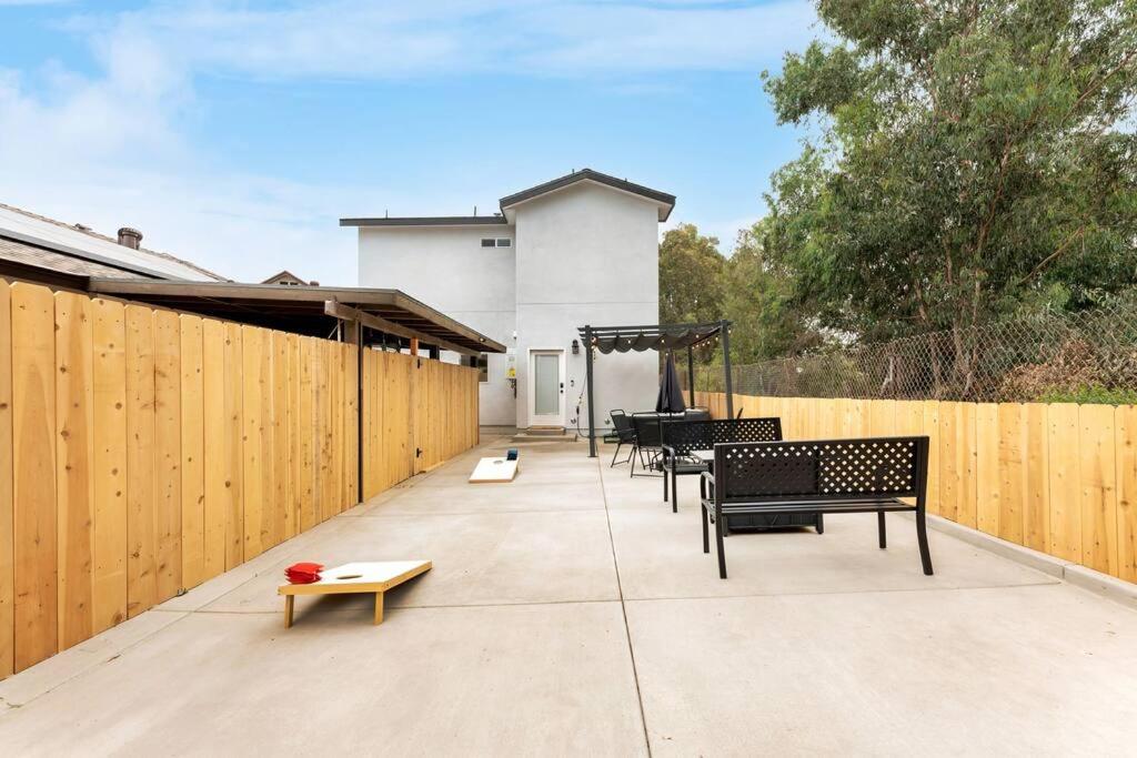 Urban Retreat Fun Relax Self Check-In Hot Tub Foosball Fire Pit Cornhole Σαν Ντιέγκο Εξωτερικό φωτογραφία