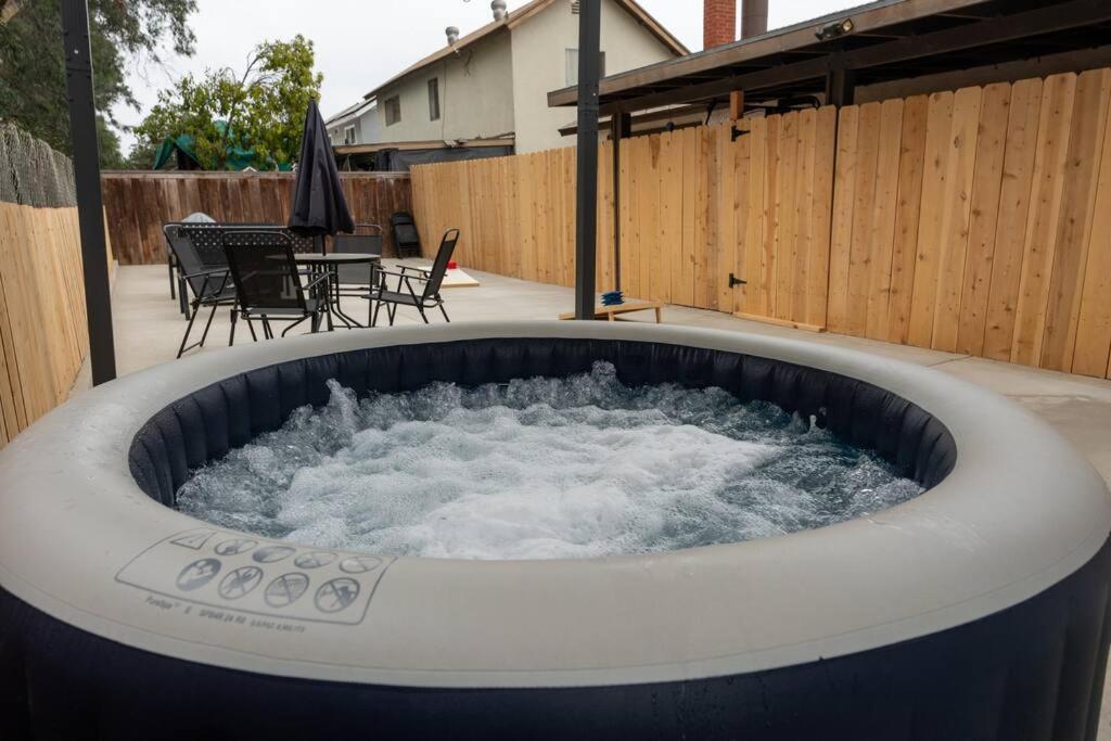 Urban Retreat Fun Relax Self Check-In Hot Tub Foosball Fire Pit Cornhole Σαν Ντιέγκο Εξωτερικό φωτογραφία